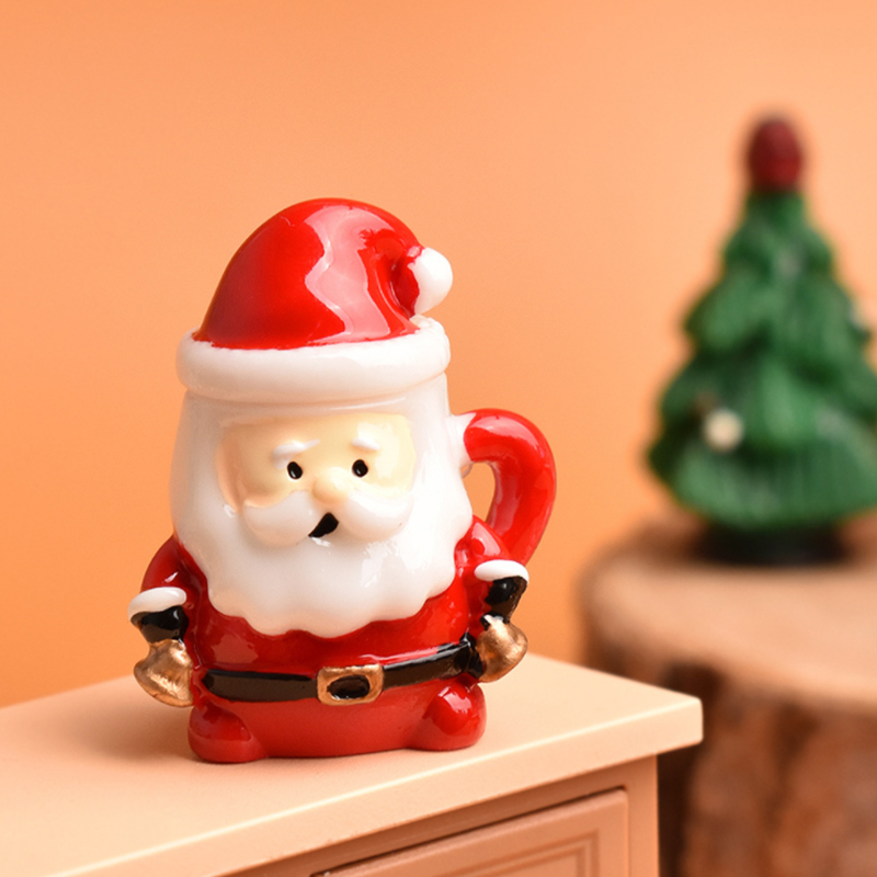 Mini Santa Teacup Ornament - R - Resin Art Products recension och pris